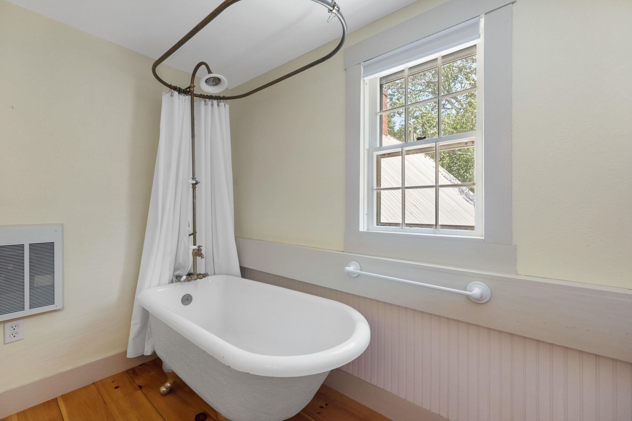 683 Dundee Road, Unit 10 Jackson, NH 03846 - Photo 28 of 38