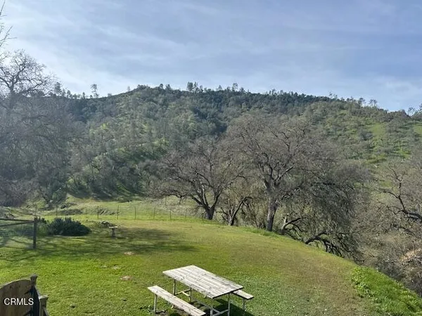 $575,000 | 2841 Black Horse Lane, Paso Robles, CA 93446