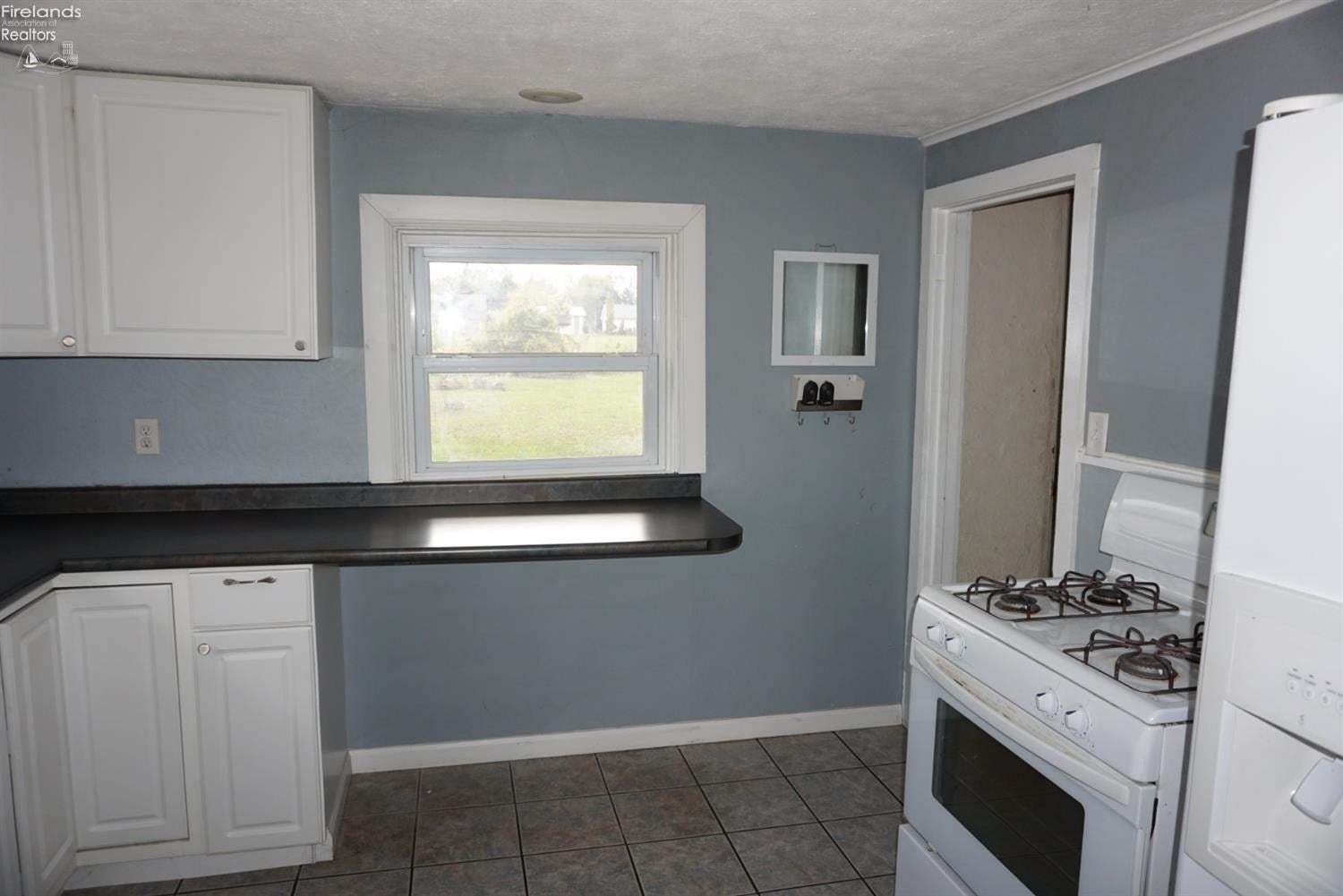 1908 West Bogart Road Sandusky, OH 44870 - Photo 8 of 18 Gallery Image 8