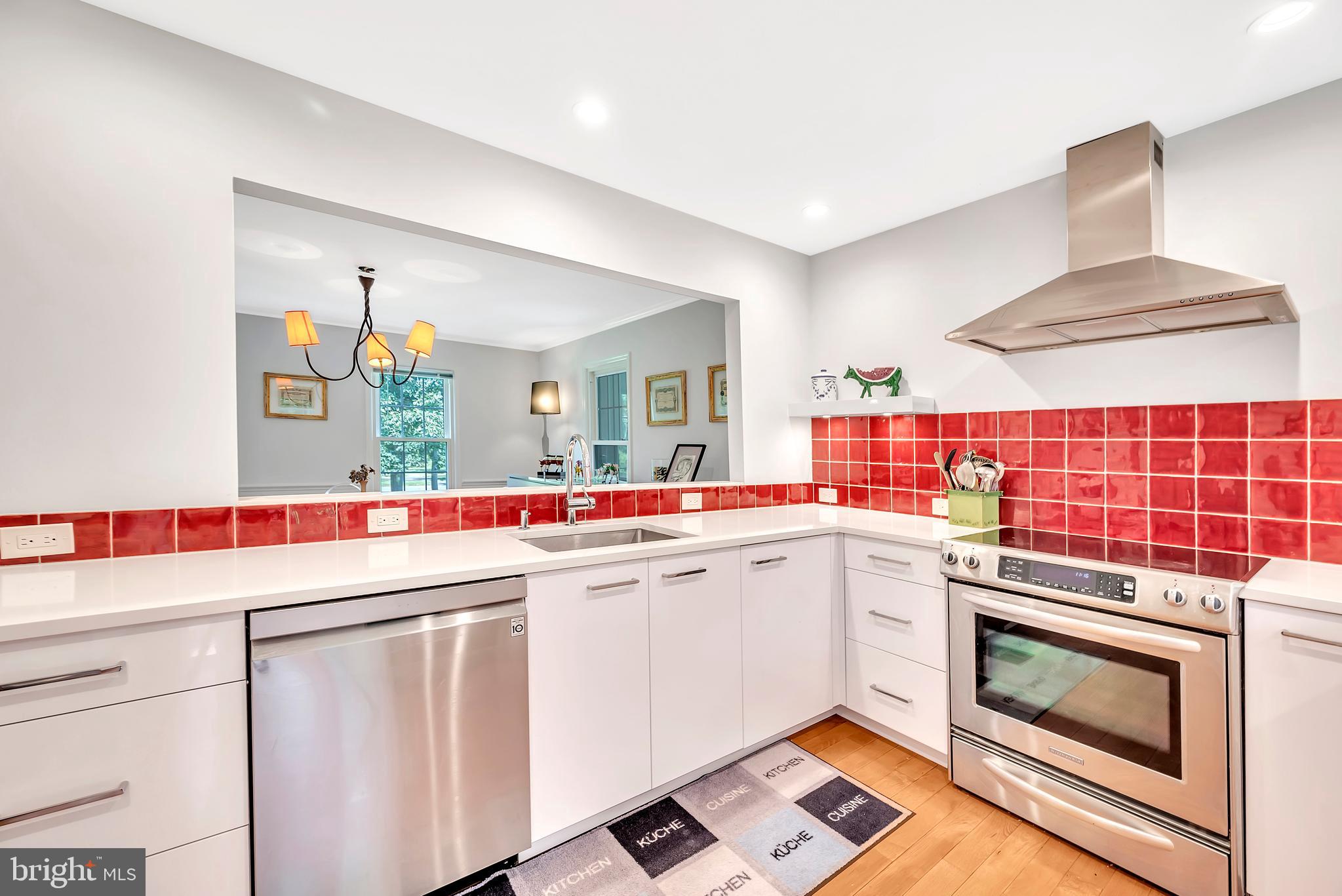 13 Cleveland Road West Princeton, NJ 08540 - Photo 9 of 44 Stainless Steel applicace