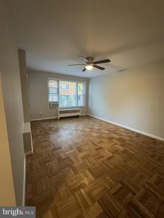 $2,100 | 500 South Courthouse Road, Unit 4, Arlington, VA 22204