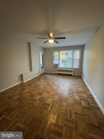 $2,100 | 500 South Courthouse Road, Unit 4, Arlington, VA 22204