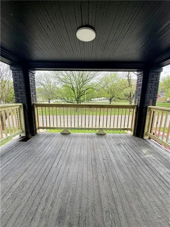 $1,400 | 5514 The Paseo, Unit 2, Kansas City, MO 64110