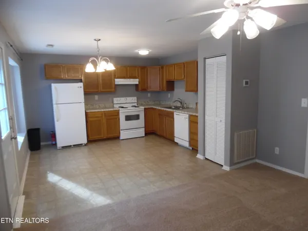 $209,900 | 504 Cupola Way, Knoxville, TN 37918