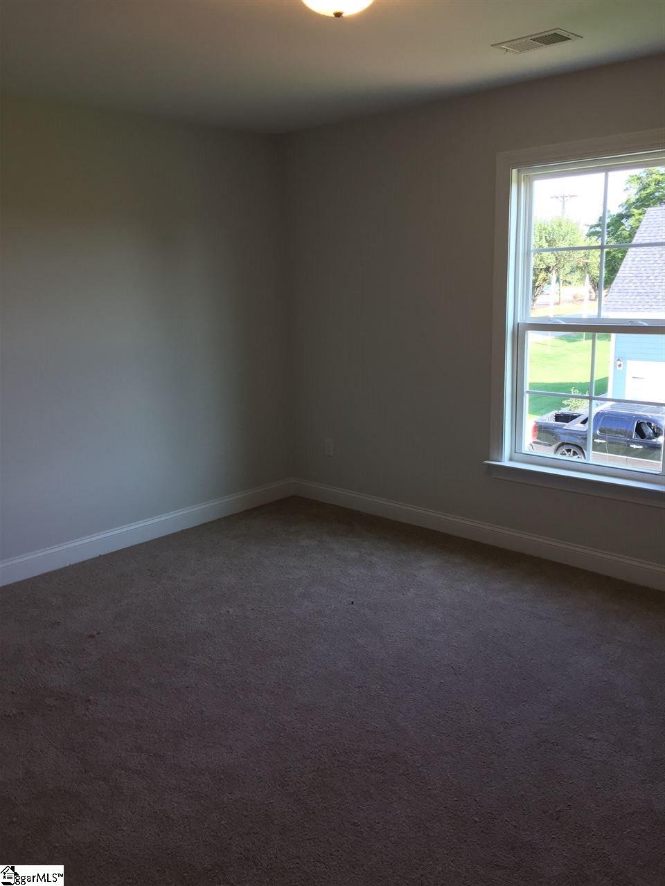 11 Bell Road Greenville, SC 29607 - Photo 18 of 22 Gallery Image 18