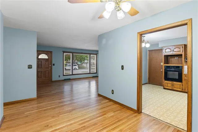 $209,900 | 4212 East 105 Street, Kansas City, MO 64137