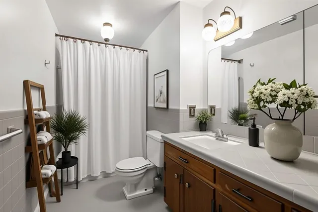 $209,900 | 4212 East 105 Street, Kansas City, MO 64137