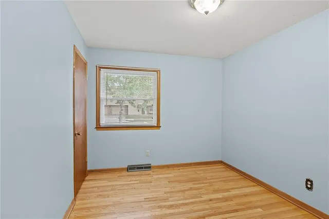 $209,900 | 4212 East 105 Street, Kansas City, MO 64137