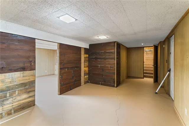 $209,900 | 4212 East 105 Street, Kansas City, MO 64137