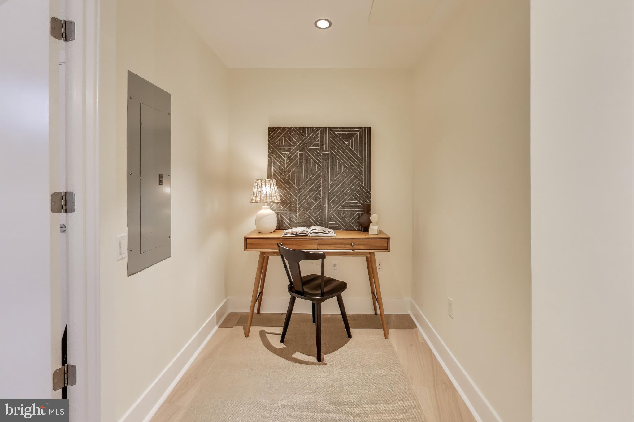 2426 Ontario Road Northwest, Unit 101 Washington, DC 20009 - Photo 10 of 22 a workspace