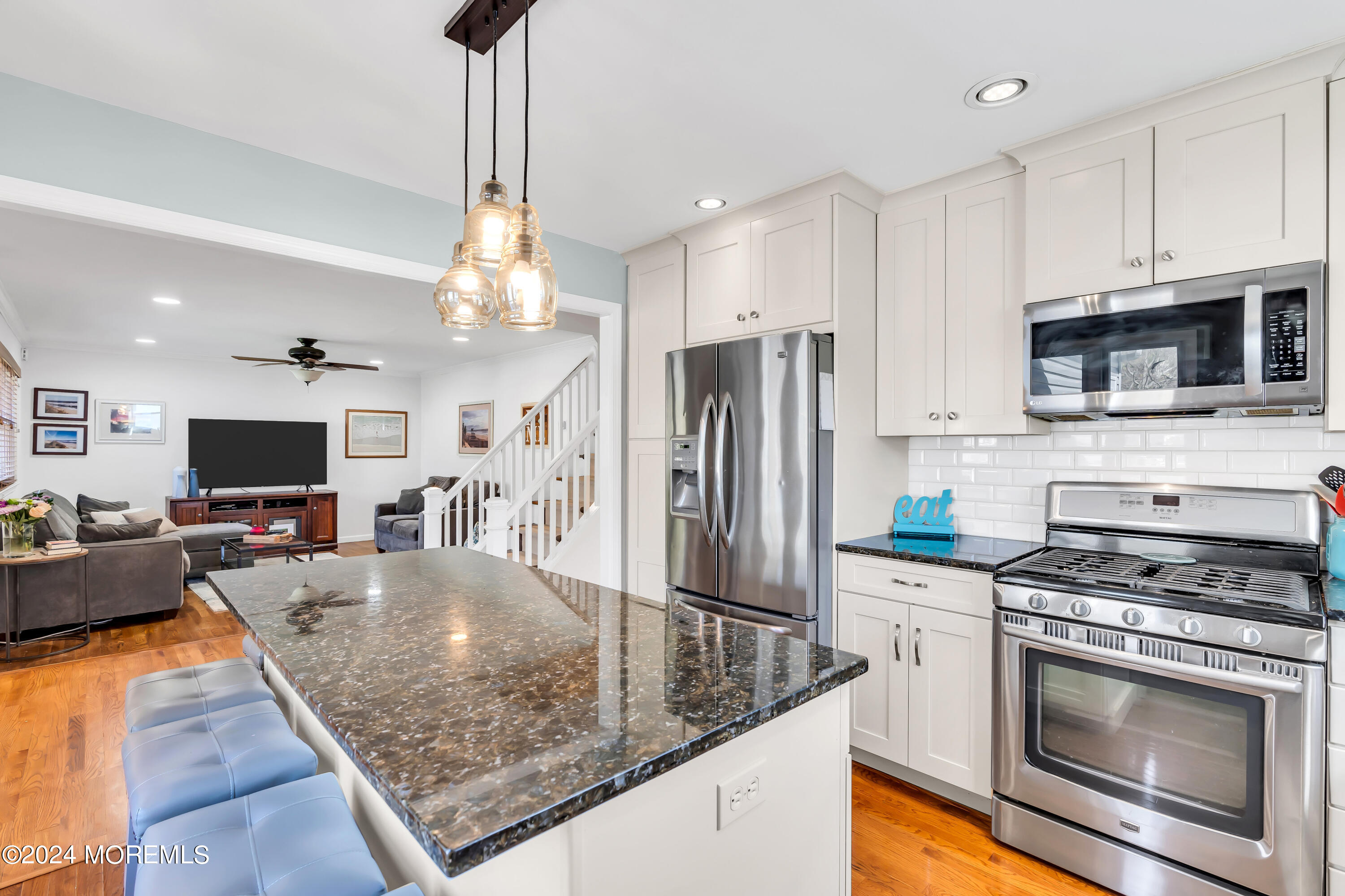 20 Branch Road Oakhurst, NJ 07755 - Photo 16 of 38 Eat In Kitchen View 5