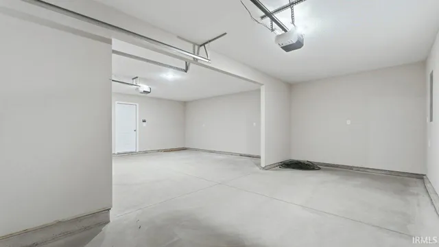 $289,900 | 2880 Greenacre Court, Warsaw, IN 46582