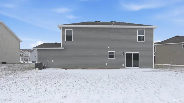 $289,900 | 2880 Greenacre Court, Warsaw, IN 46582