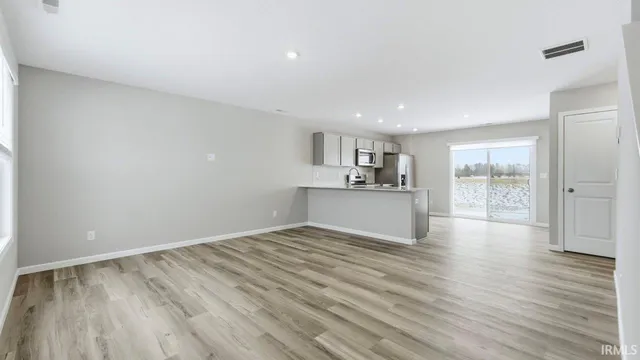 $289,900 | 2880 Greenacre Court, Warsaw, IN 46582