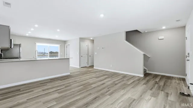 $289,900 | 2880 Greenacre Court, Warsaw, IN 46582