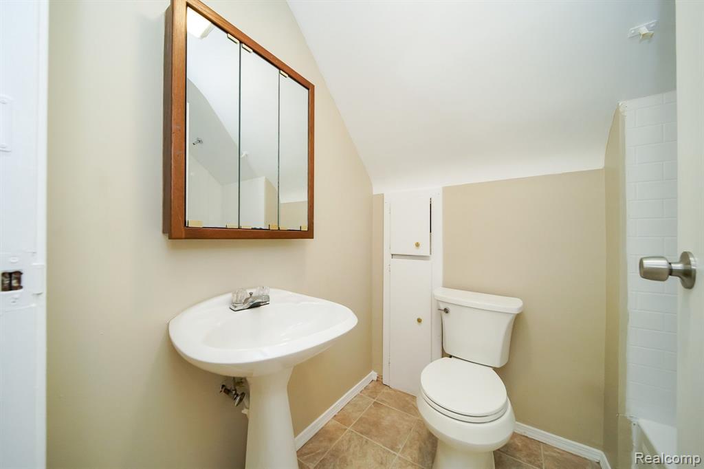 7635 Harding Street Taylor, MI 48180 - Photo 43 of 64 Gallery Image 43