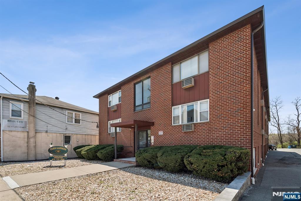 747 Riverside Avenue, Unit C8 Lyndhurst, NJ 07071 - Photo 22 of 24