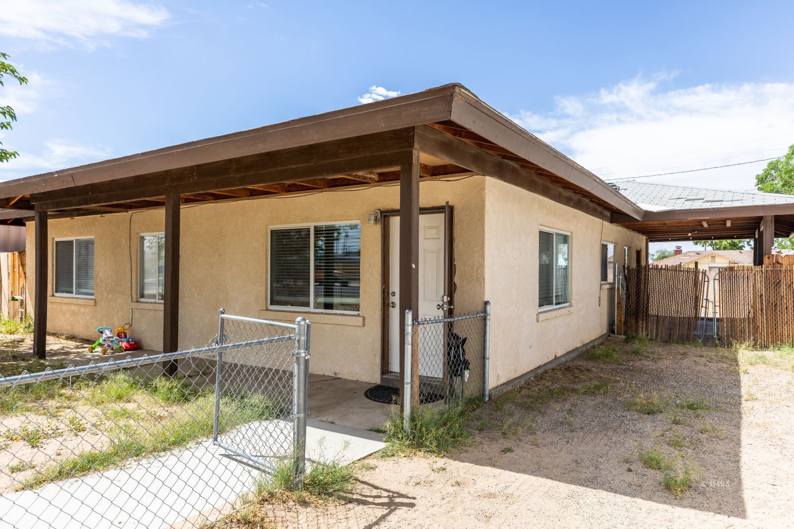 234 Panamint Avenue Ridgecrest, CA 93555 - Photo 3 of 25