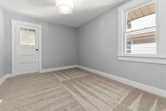 $174,900 | 2317 North Clinton Street, Fort Wayne, IN 46805