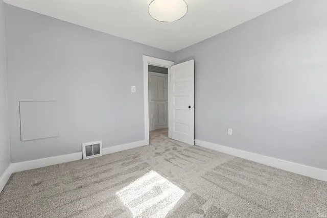 $174,900 | 2317 North Clinton Street, Fort Wayne, IN 46805