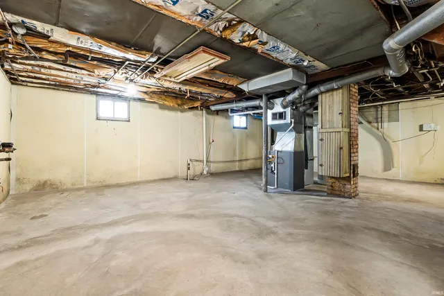 $174,900 | 2317 North Clinton Street, Fort Wayne, IN 46805