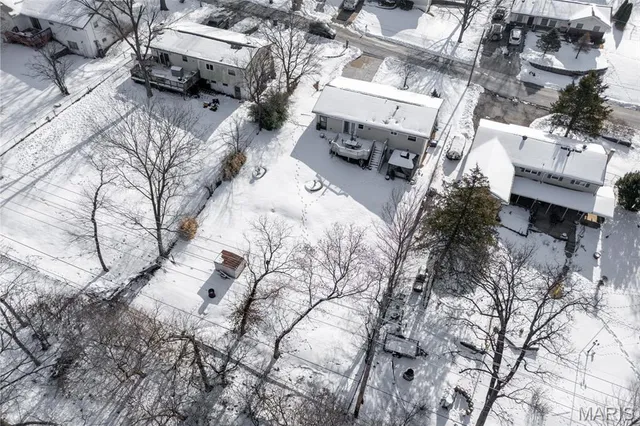 $264,900 | 1975 Ridgeway Drive, Arnold, MO 63010