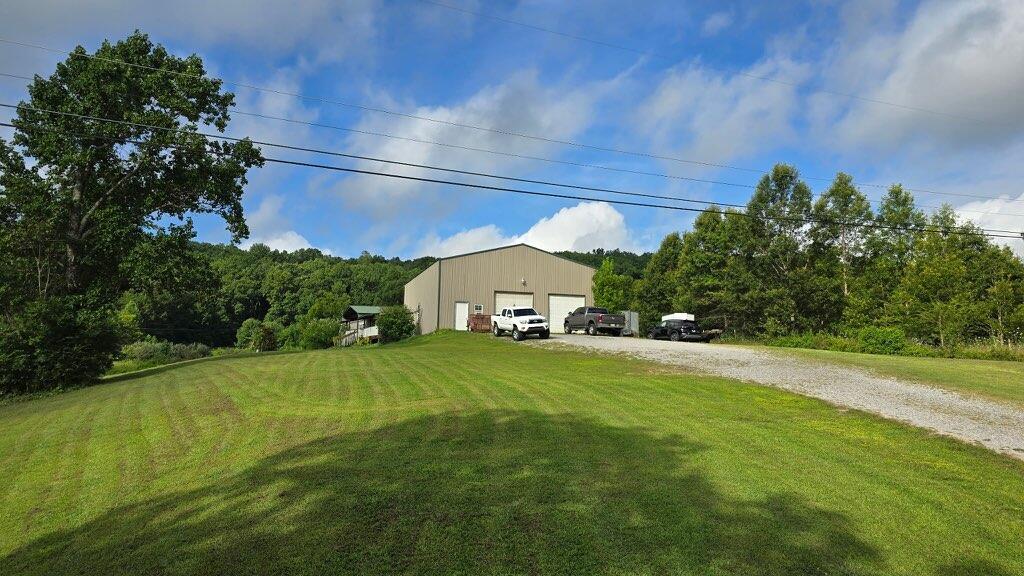 2577 Young Road Soddy Daisy, TN 37379 - Photo 4 of 24 855282543