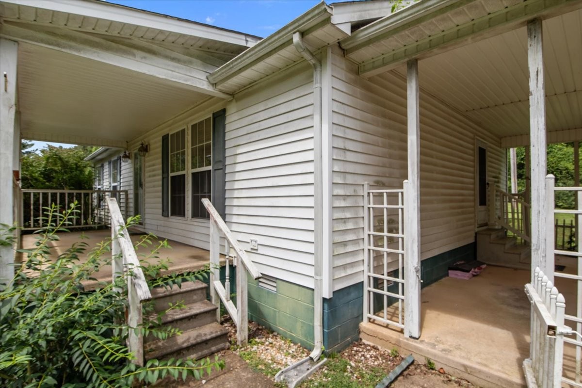 239 Longbranch Road Hohenwald, TN 38462 - Photo 7 of 43 Gallery Image 7