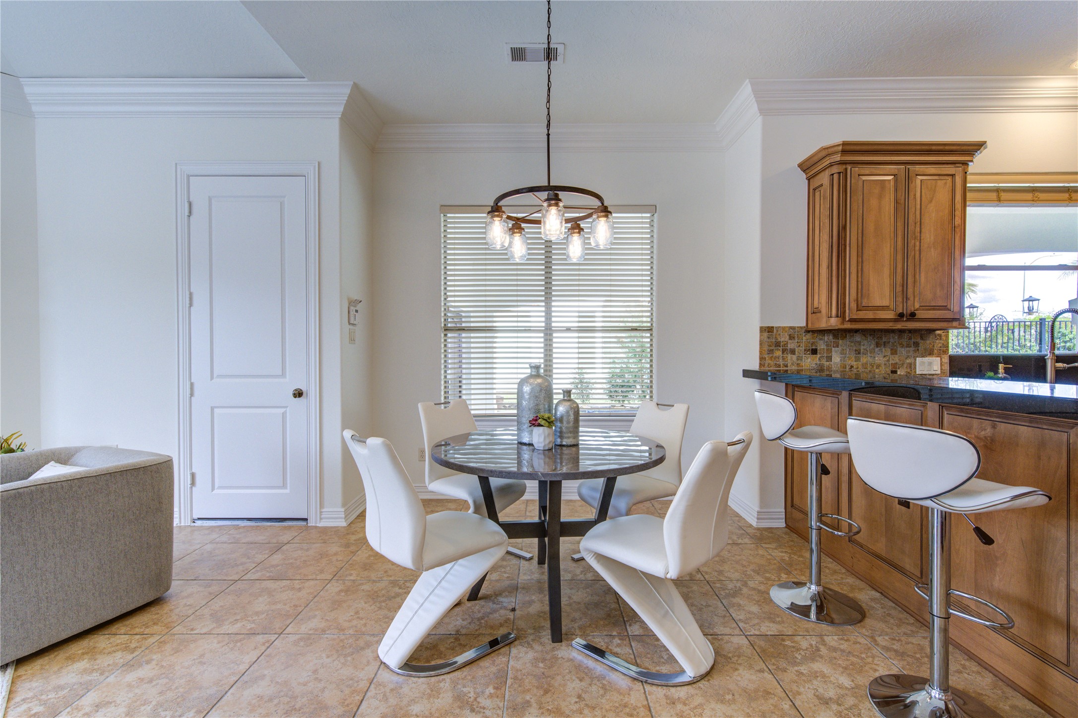 14014 Hampton Cove Drive Houston, TX 77077 - Photo 18 of 47