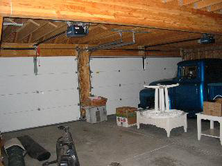 1765 West Temperance Road Temperance, MI 48182 - Photo 6 of 16 3 car garage