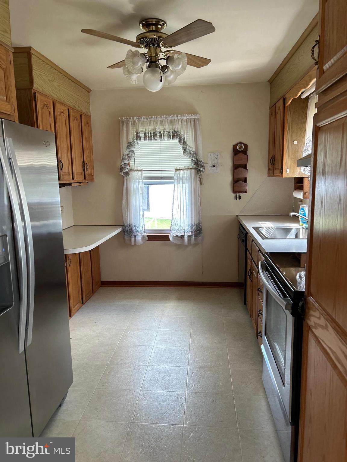 220 Avon Road Hagerstown, MD 21740 - Photo 11 of 35