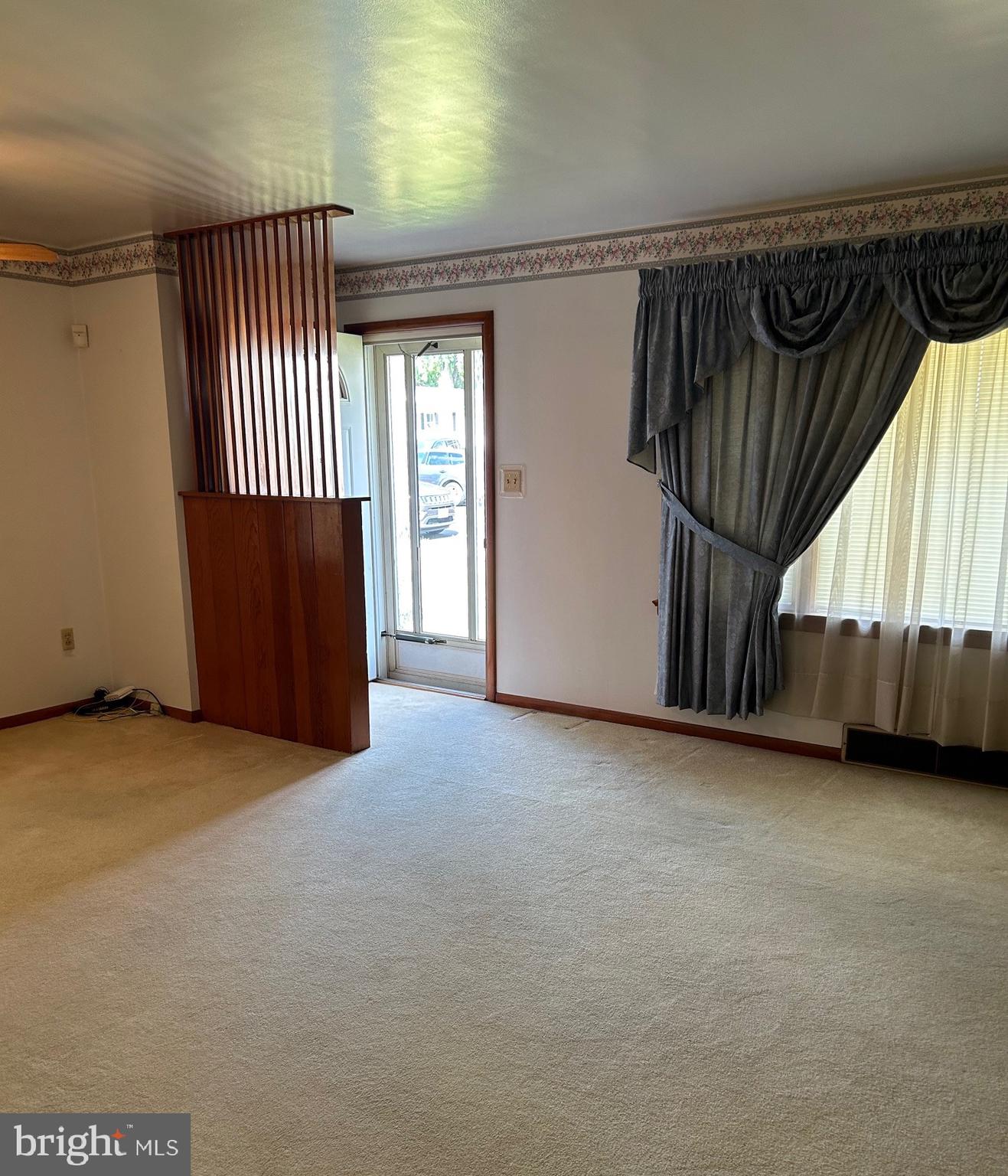 220 Avon Road Hagerstown, MD 21740 - Photo 8 of 35