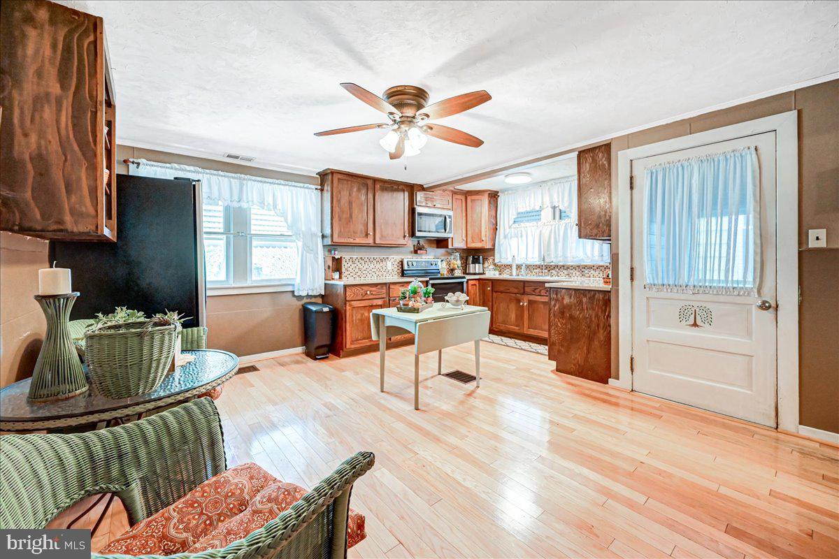 71 South Water Street Spring Grove, PA 17362 - Photo 14 of 40 Gallery Image 14