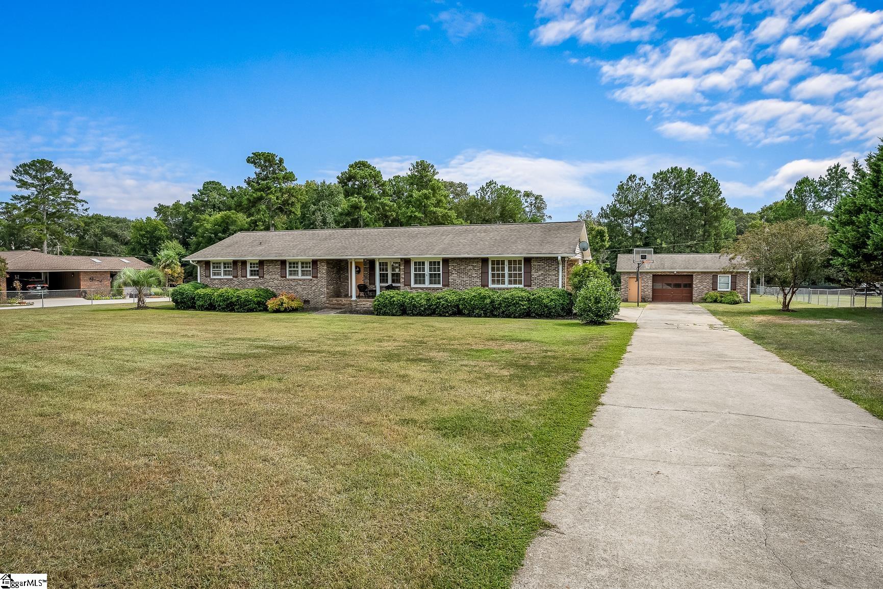 205 Mar-Mac Road Anderson, SC 29626 - Photo 1 of 31