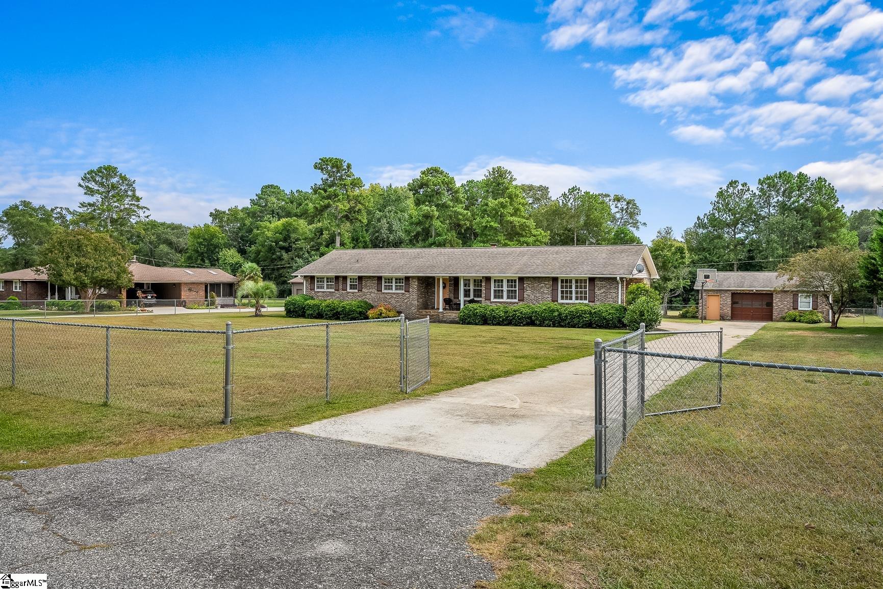 205 Mar-Mac Road Anderson, SC 29626 - Photo 3 of 31