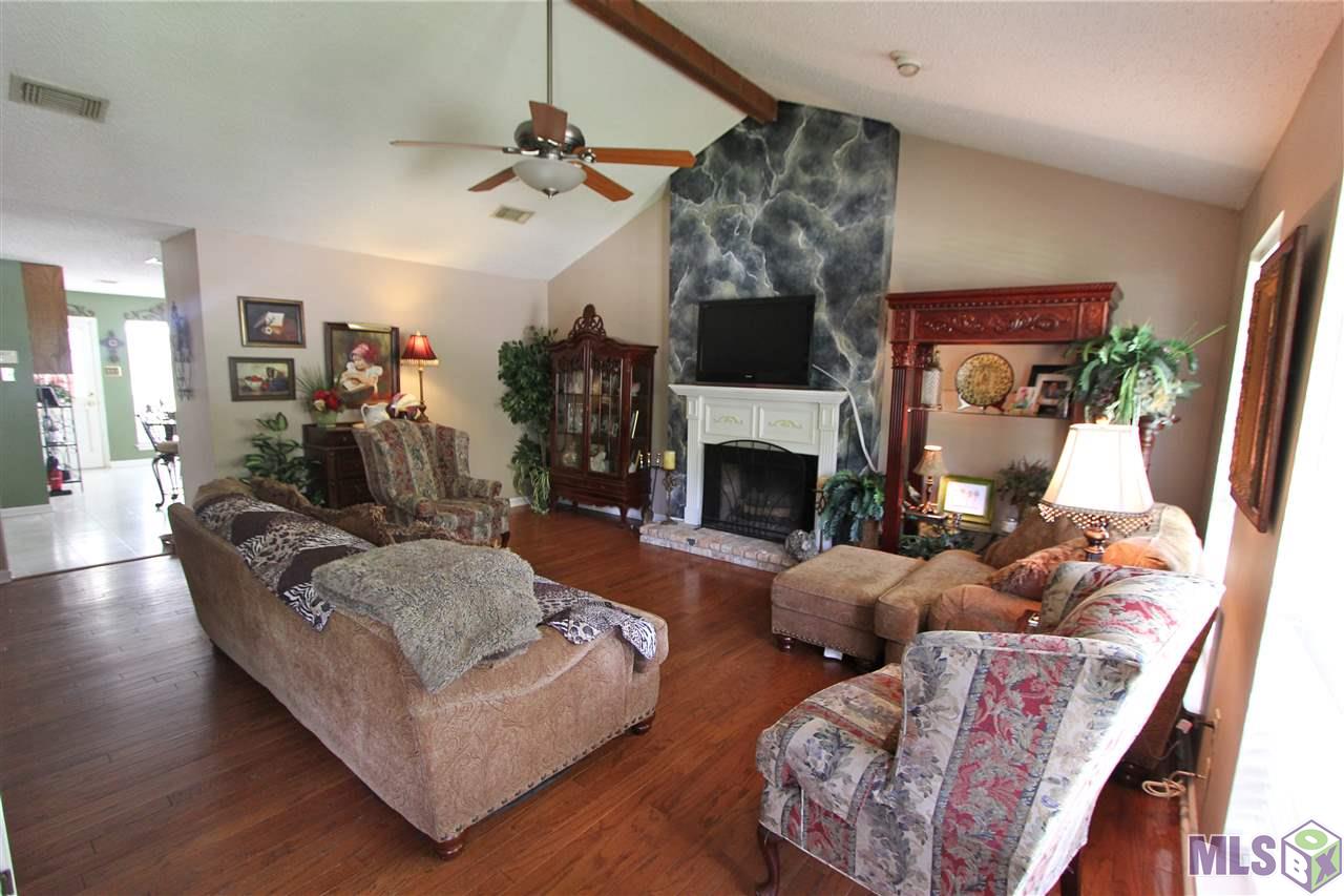 3955 Country View Drive Baton Rouge, LA 70817 - Photo 1 of 16 Gallery Image 1