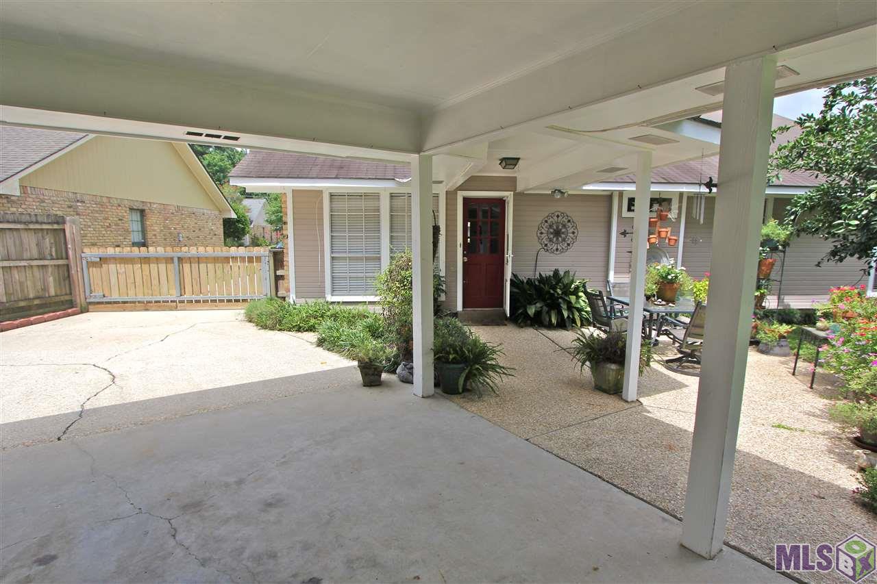 3955 Country View Drive Baton Rouge, LA 70817 - Photo 15 of 16 REAR CARPORT