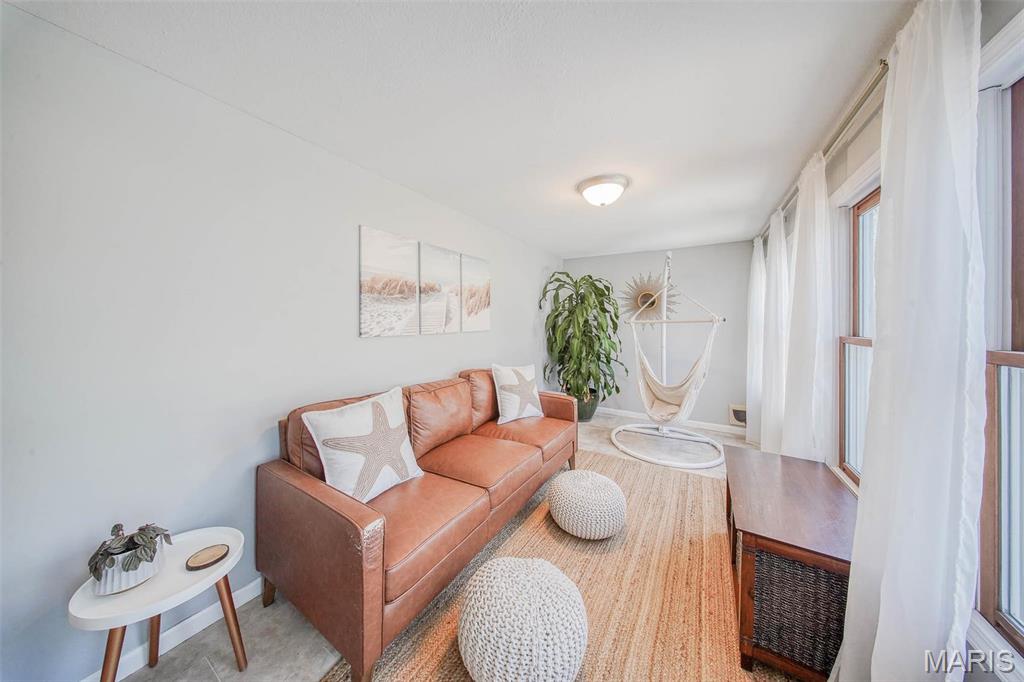 10575 Stoltz Drive Rolla, MO 65401 - Photo 16 of 73