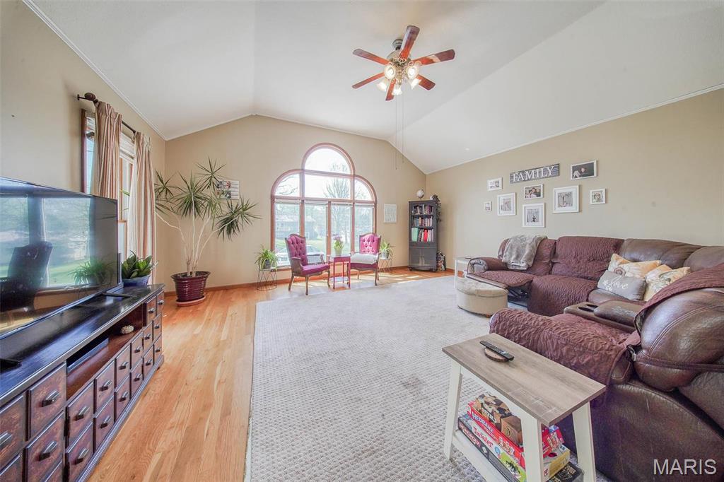 10575 Stoltz Drive Rolla, MO 65401 - Photo 22 of 73