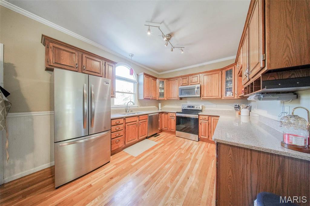 10575 Stoltz Drive Rolla, MO 65401 - Photo 9 of 73