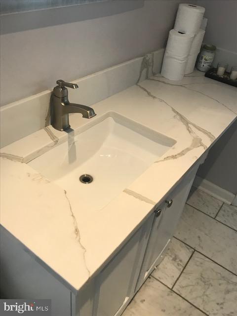 8406 Woodyard Road Clinton, MD 20735 - Photo 14 of 32 Full bath main floor