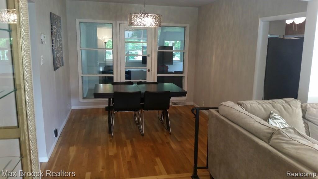 23862 Berg Road Southfield, MI 48033 - Photo 11 of 69 20150521_175840.jpg
