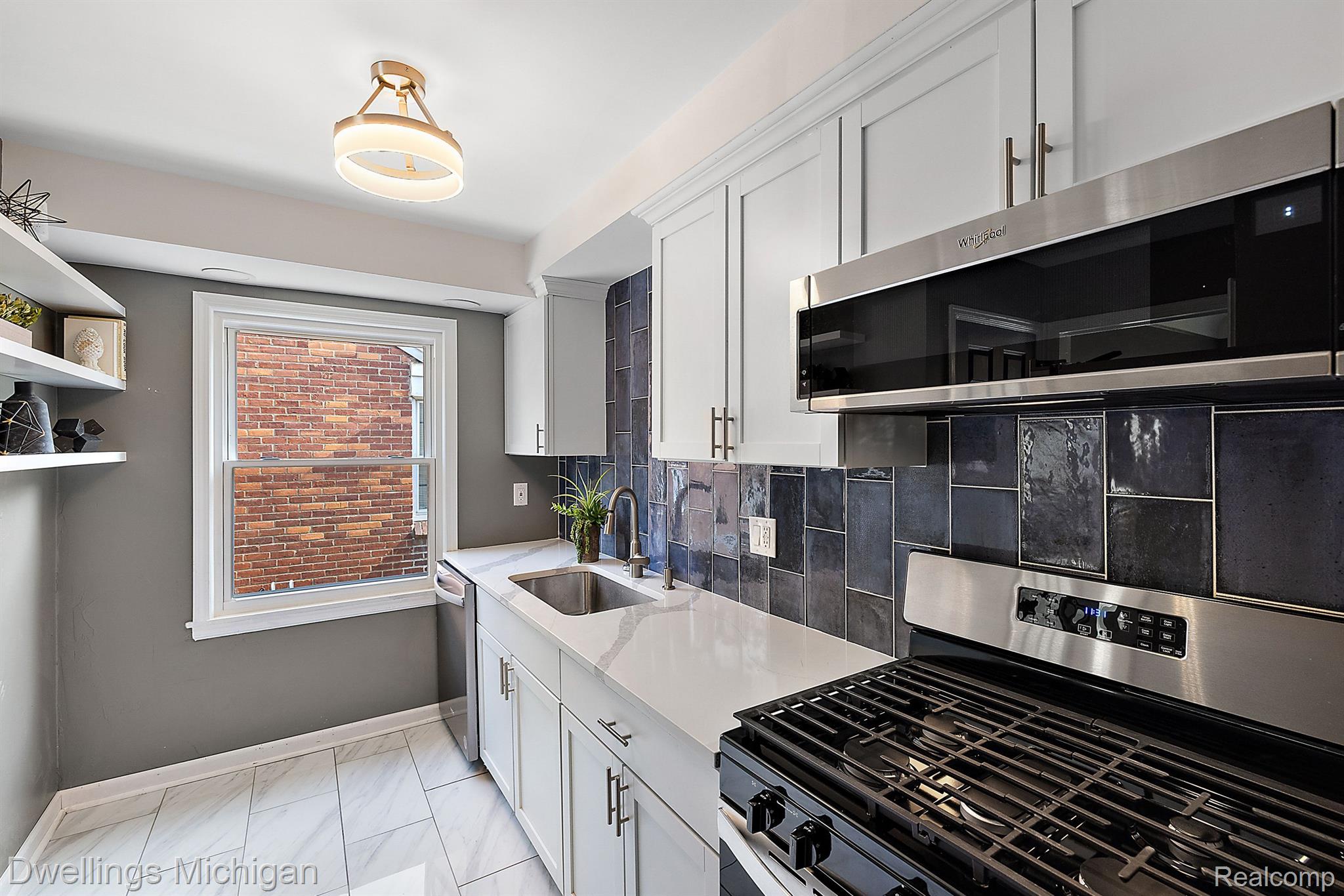 18538 Edinborough Road Detroit, MI 48219 - Photo 10 of 39 Gallery Image 10