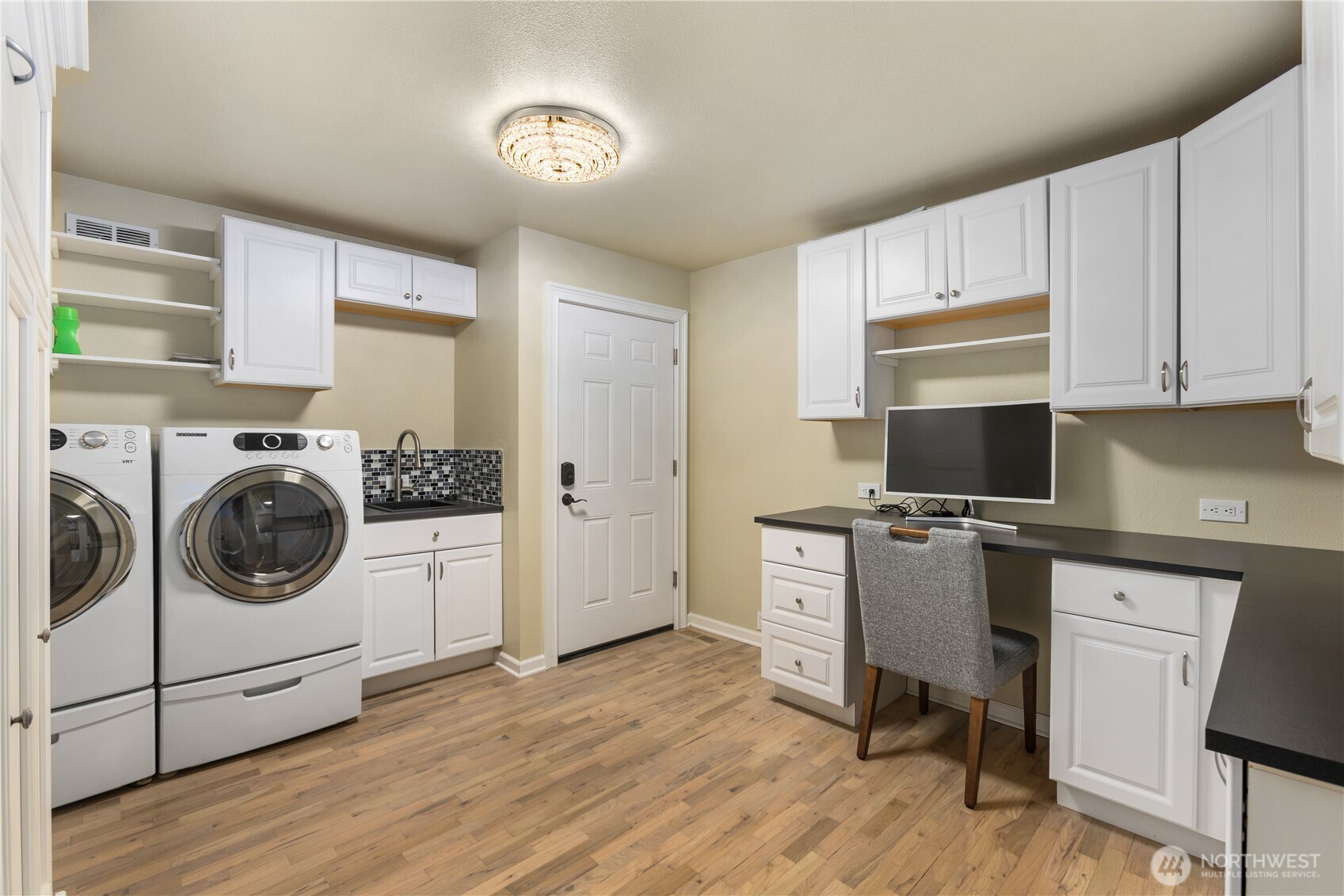 814 North 32nd Street Renton, WA 98056 - Photo 19 of 40