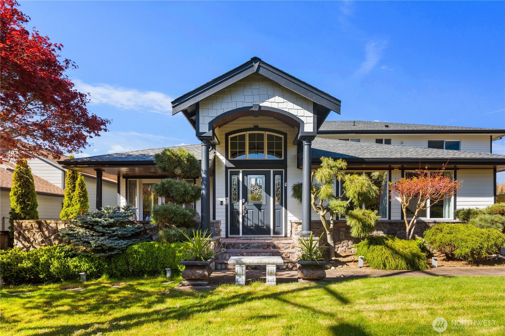 814 North 32nd Street Renton, WA 98056 - Photo 3 of 40