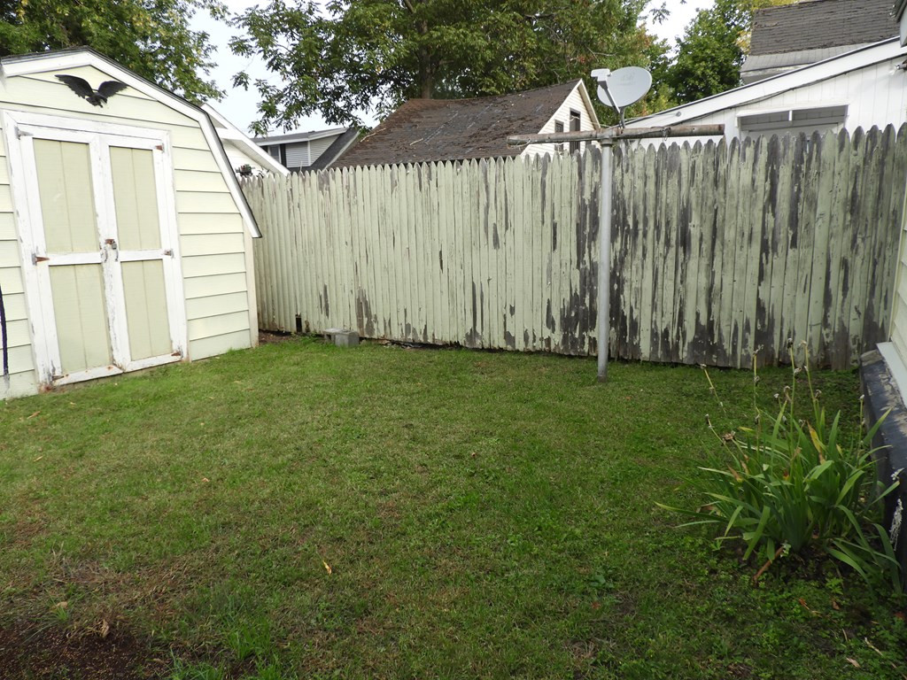 93 Champlain Street Plattsburgh, NY 12901 - Photo 4 of 26 Gallery Image 4