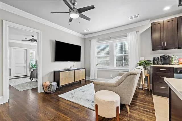 $1,685,000 | 3841-5 Wyandotte Street, Kansas City, MO 64111