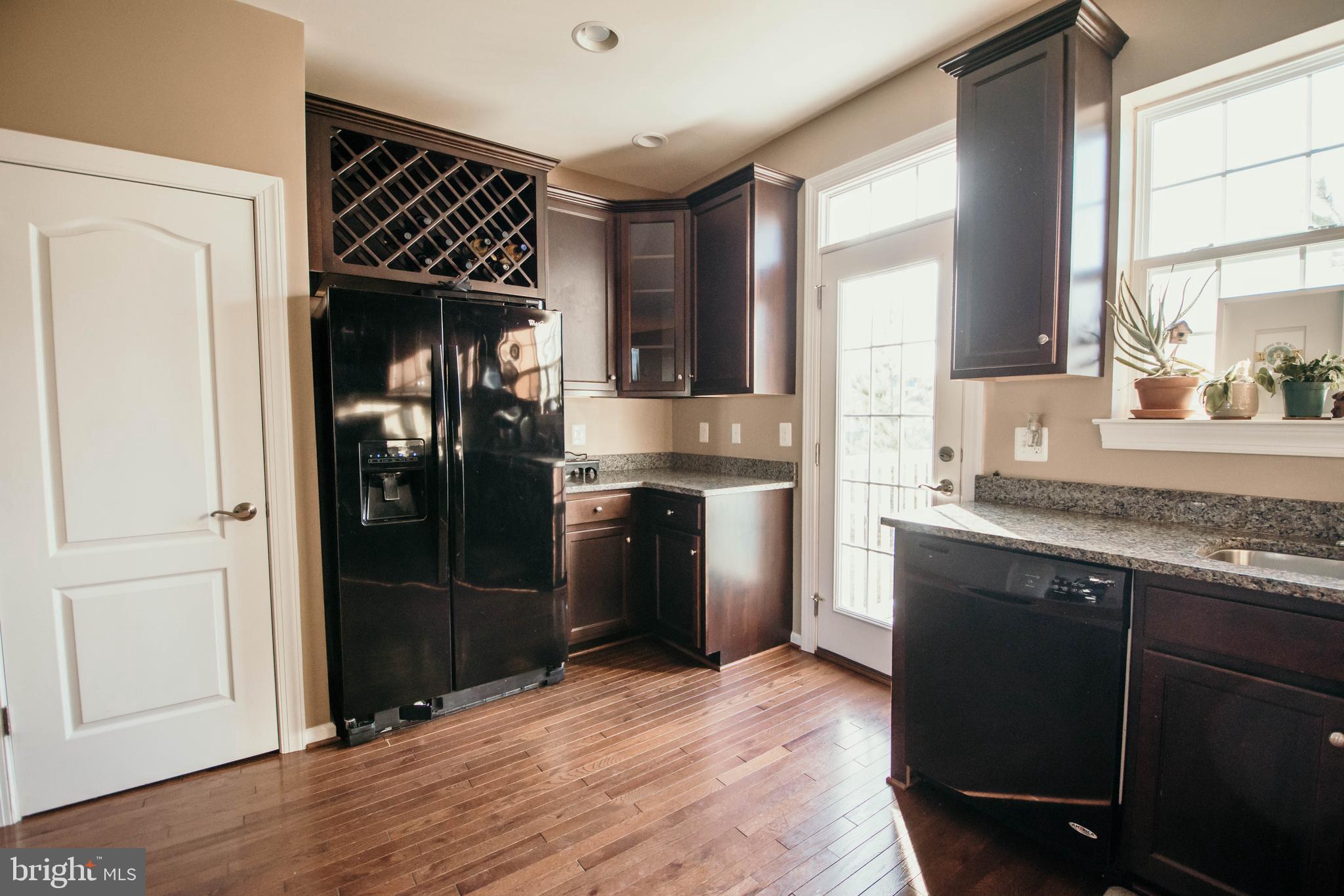 7454 Riding Meadow Way Manassas, VA 20111 - Photo 6 of 17 Kitchen