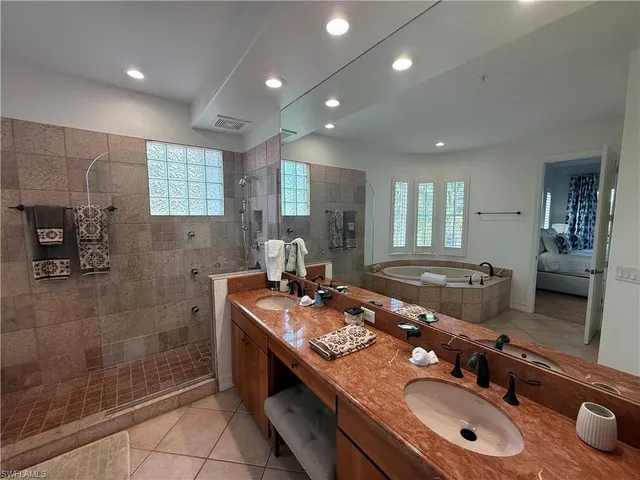 $20,000 | 2659 Bolero Drive, Unit 3, Naples, FL 34109