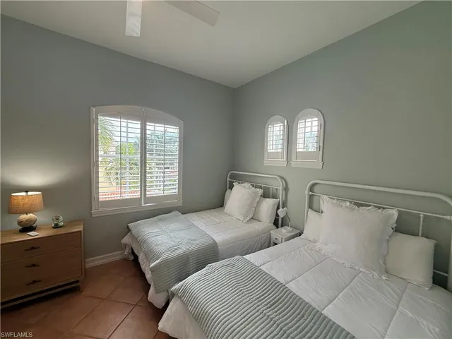 $20,000 | 2659 Bolero Drive, Unit 3, Naples, FL 34109